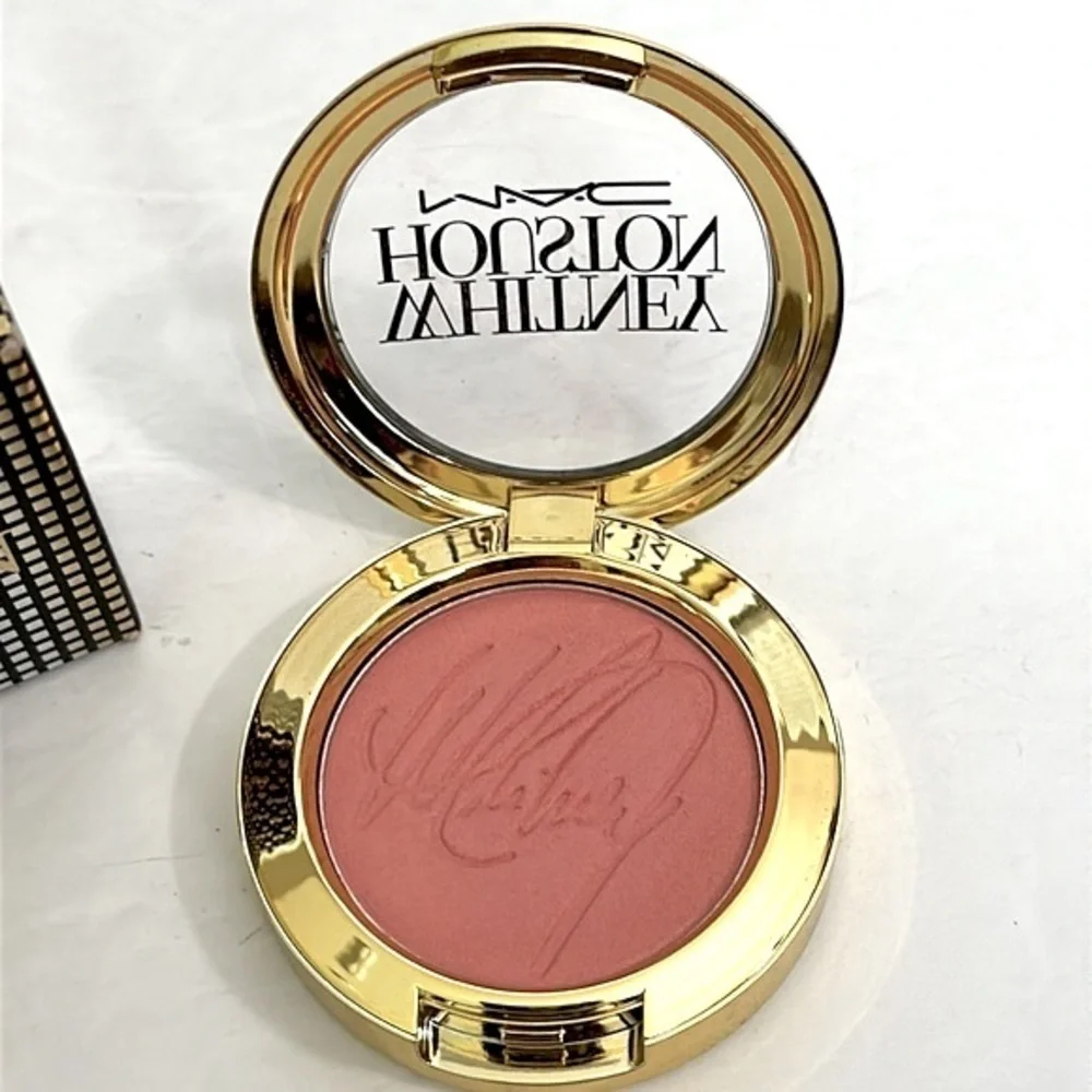 MAC x Whitney Houston Special Edition Powder Blush - Nippy's pink Rose - .21 oz